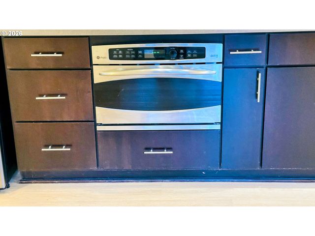 4315 Se DIVISION St C, Portland, OR 97206