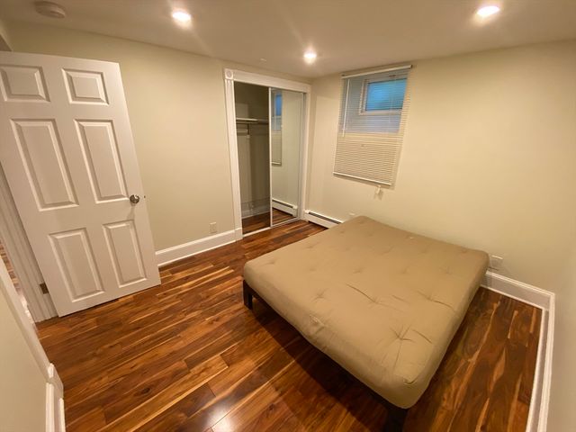 16 Crescent Ave. B, Boston, MA 02125