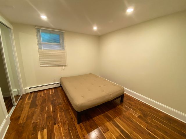 16 Crescent Ave. B, Boston, MA 02125