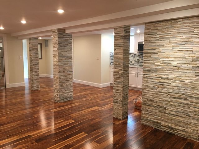 16 Crescent Ave. B, Boston, MA 02125