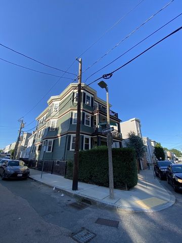16 Crescent Ave. B, Boston, MA 02125