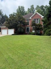 503 Deer Cliff Court, Woodstock, GA 30189