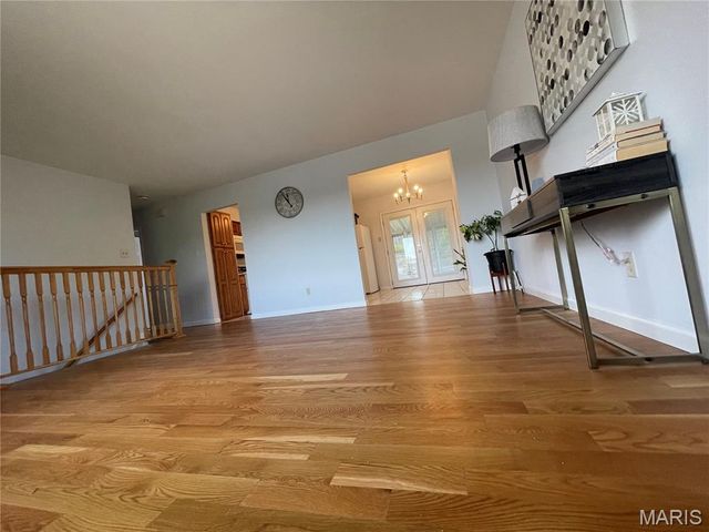 2543 Wesford Drive, Maryland Heights, MO 63043