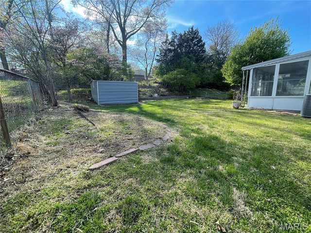 2543 Wesford Drive, Maryland Heights, MO 63043