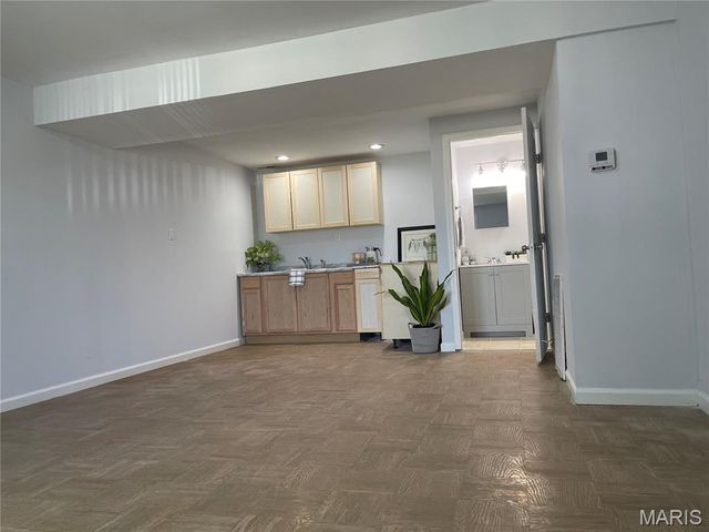 2543 Wesford Drive, Maryland Heights, MO 63043