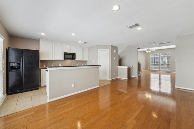 1730 Bevis Street, Houston, TX 77008