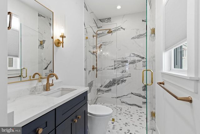 11 E 13TH, Long Beach Township, NJ 08008