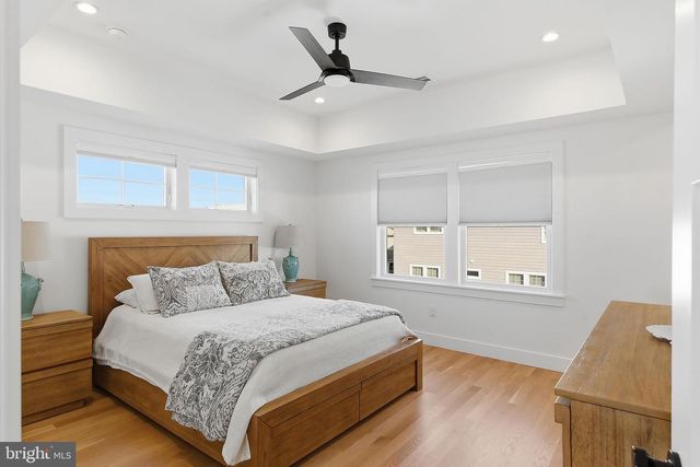 11 E 13TH, Long Beach Township, NJ 08008