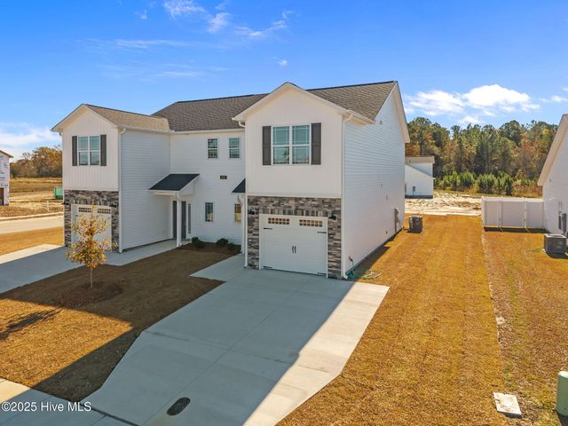 4301 Laurel Ridge Drive B, Greenville, NC 27834
