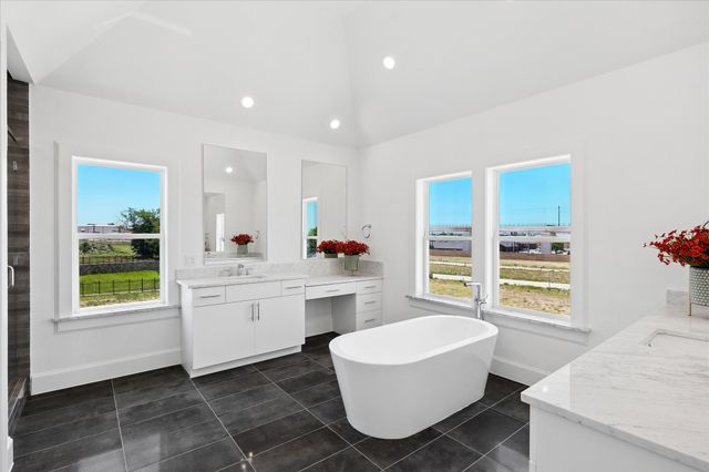 1354 E Crosby Road, Carrollton, TX 75006