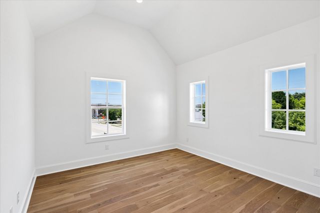1354 E Crosby Road, Carrollton, TX 75006
