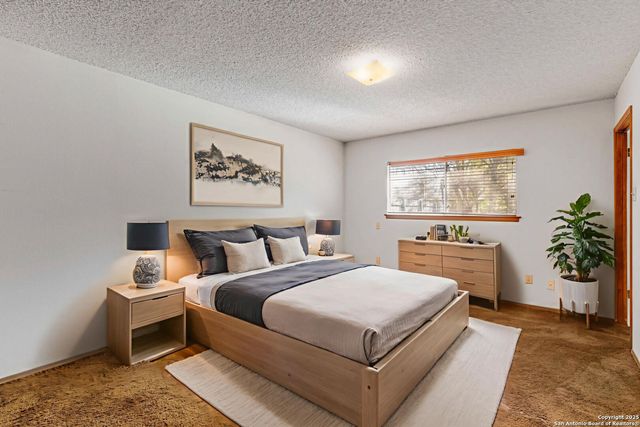 9446 Cliff Way, San Antonio, TX 78250