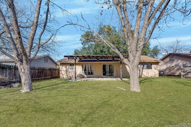 9446 Cliff Way, San Antonio, TX 78250