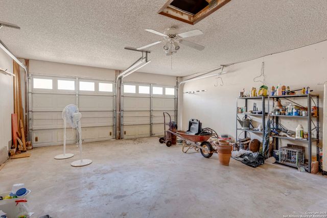 9446 Cliff Way, San Antonio, TX 78250