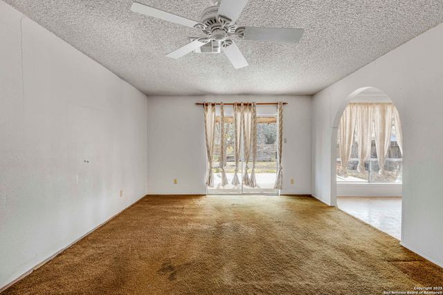 9446 Cliff Way, San Antonio, TX 78250