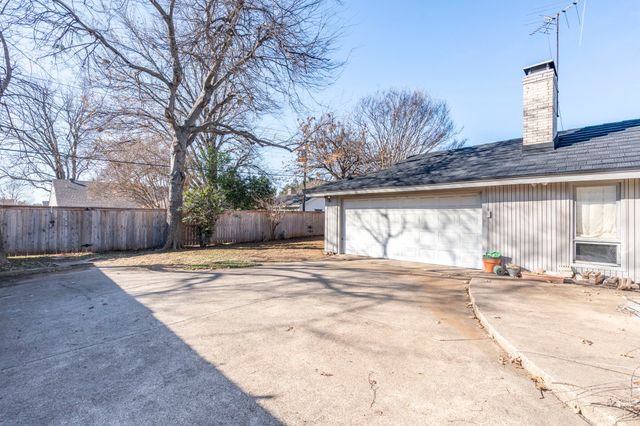 10236 Mapleridge Drive, Dallas, TX 75238