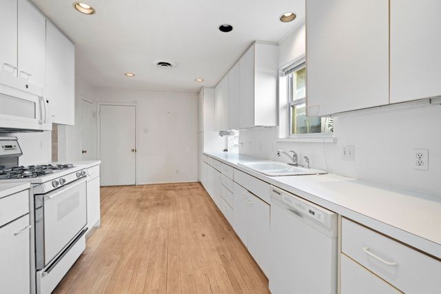 10236 Mapleridge Drive, Dallas, TX 75238