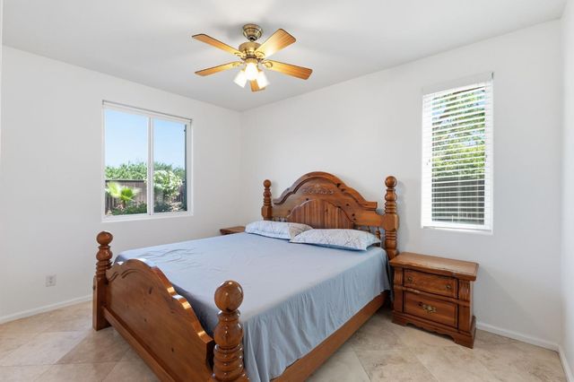 11092 E Le Conte Pass Ct, Clovis, CA 93619