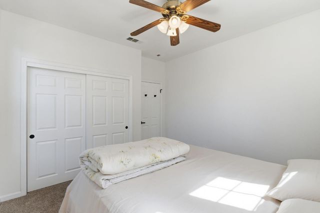 11092 E Le Conte Pass Ct, Clovis, CA 93619