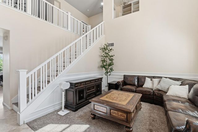 11092 E Le Conte Pass Ct, Clovis, CA 93619