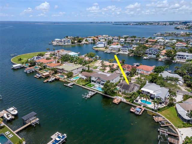 5106 W POE AVENUE, Tampa, FL 33629
