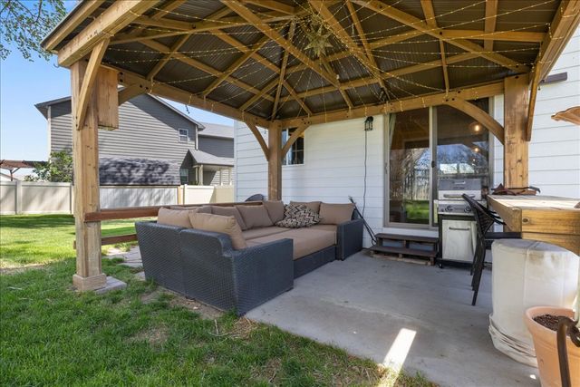 1316 Blackberry Way, Billings, MT 59106