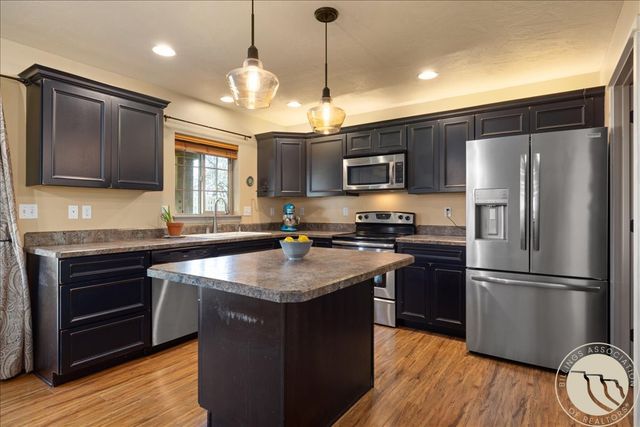 1316 Blackberry Way, Billings, MT 59106