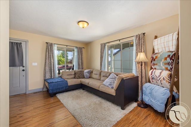 1316 Blackberry Way, Billings, MT 59106