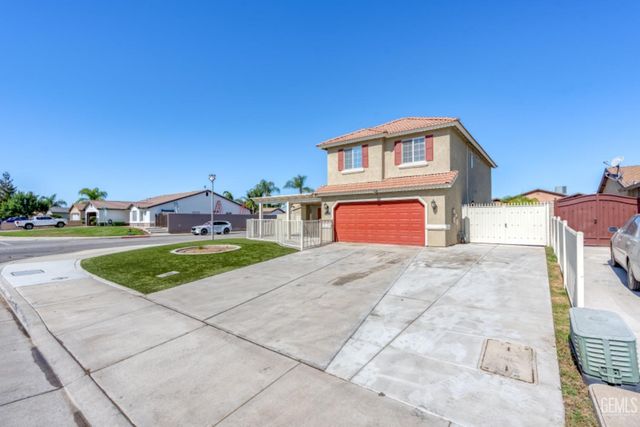 1085 Mast Avenue, Mc Farland, CA 93250