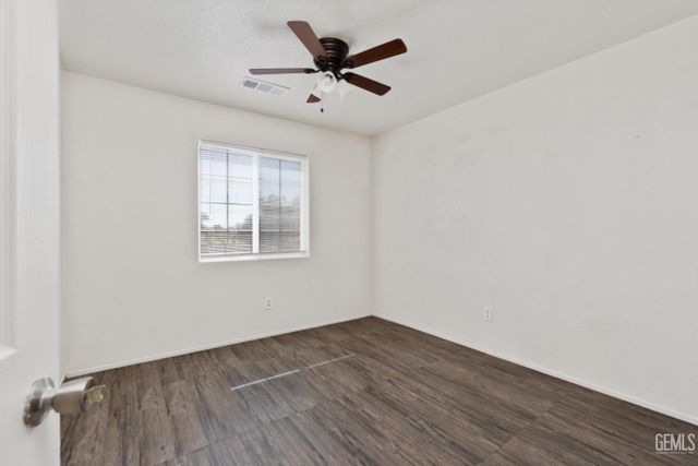 1085 Mast Avenue, Mc Farland, CA 93250