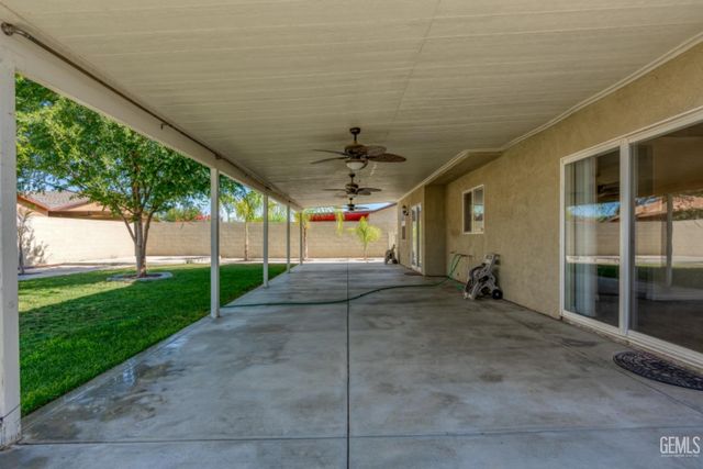 1085 Mast Avenue, Mc Farland, CA 93250