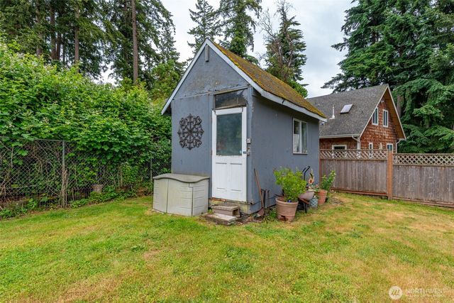 1030 Timber Lane, Freeland, WA 98249