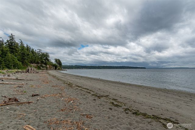 1030 Timber Lane, Freeland, WA 98249