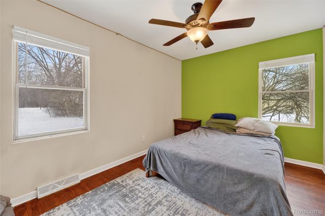 1059 Dunleavy Drive, Highland Charter Township, MI 48356