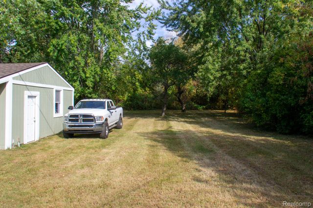 1059 Dunleavy Drive, Highland Charter Township, MI 48356