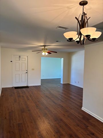 284 Cherry Street, Palm Beach Gardens, FL 33410