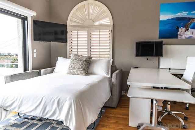 2110 Locust St, San Diego, CA 92106