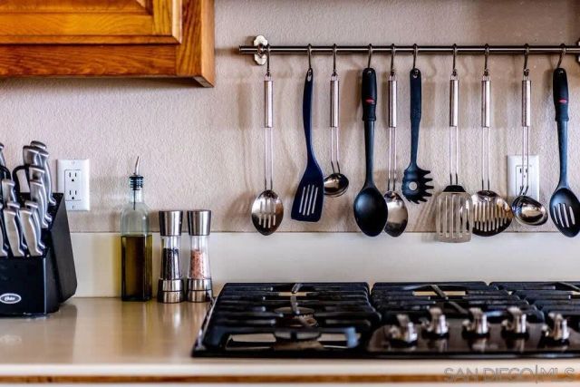 2110 Locust St, San Diego, CA 92106