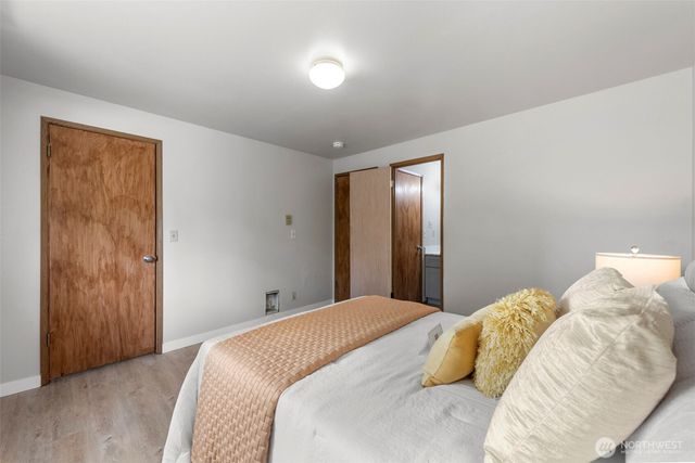 4302 155th St SW Unit A&B, Lynnwood, WA 98087