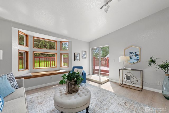 4302 155th St SW Unit A&B, Lynnwood, WA 98087