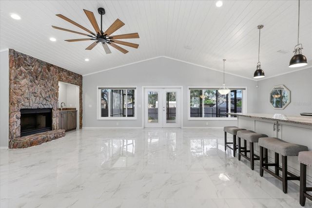 204 SE 2ND AVENUE, Crystal River, FL 34429