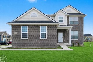 24731 Arbor Court, Macomb, MI 48042