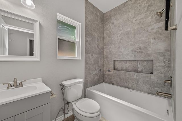 352 Westchase, Montgomery, TX 77316