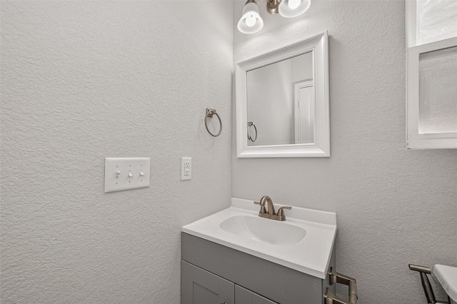 352 Westchase, Montgomery, TX 77316