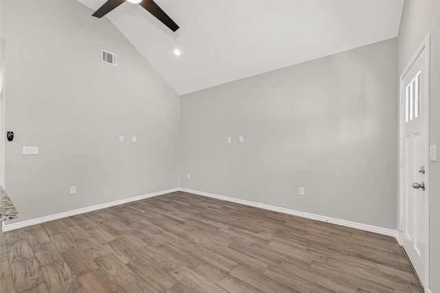 352 Westchase, Montgomery, TX 77316