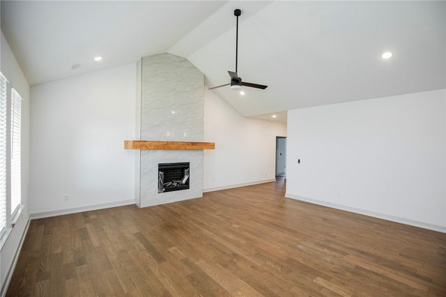 841 Bellagiola Avenue, Tontitown, AR 72762