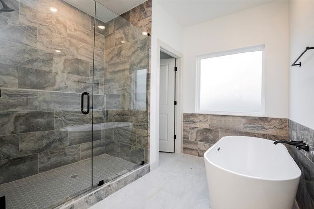 841 Bellagiola Avenue, Tontitown, AR 72762