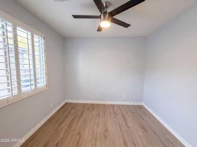 2113 W EAGLE FEATHER Road, Phoenix, AZ 85085