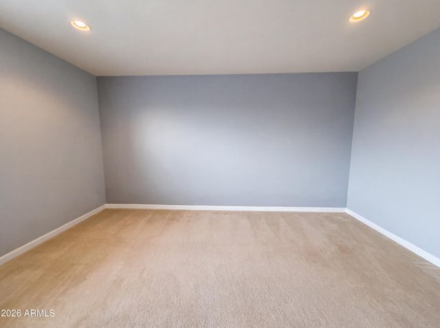 2113 W EAGLE FEATHER Road, Phoenix, AZ 85085