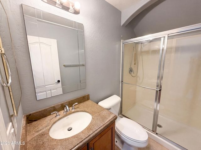 2113 W EAGLE FEATHER Road, Phoenix, AZ 85085